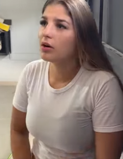 T0832006 Fugitiva se esconde na casa de um estranho… e acaba se apaixonando ❤️😨 part 2