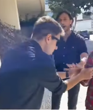 T1035013 Ele humilhou uma mulher simples sem imaginar que ela era esposa do prefeito 😬🏛️ part 2