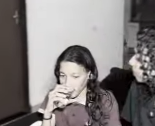 T1720014 Algo estranho está acontecendo com meu irmão… e ele se recusa a contar a verdade 😟 part 2