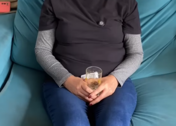 🔥 T0127002 Não queria cuidar da própria mãe, só pensava na herança… até que ela surpreendeu 😶 part 2