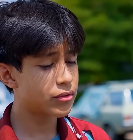 T0643001 Menino honesto devolve uma carteira e acaba mudando a vida de um homem part 2