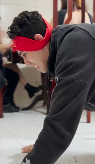 T0530019 Esse menino fingia ser filho só pra ficar na casa… até que tudo veio à tona 😬🏠 part 2