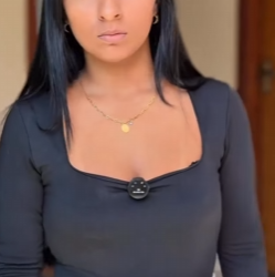 T1301005 “Abre a porta pra eu entrar!” — o clima ficou tenso 😬 part 2