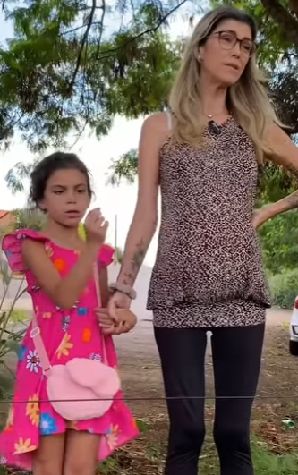 T0112032 Homem se recusa a dar trabalho a uma grávida, mas a própria mãe o coloca no lugar part 2