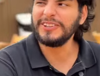 T0500002 Ela fez uma aposta milionária para fazer o garçom se apaixonar por ela PARTE 2