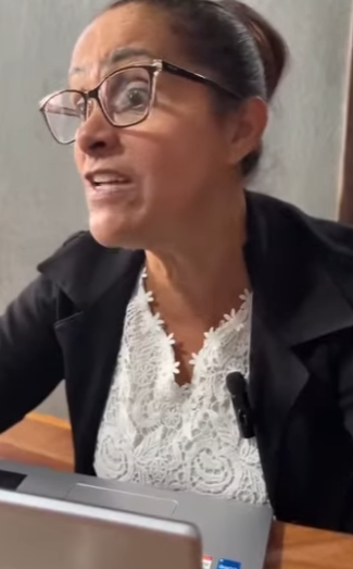 T0602003 A diretora chamou a gente na escola por causa do nosso filho e a verdade apareceu — PARTE 2