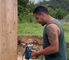 T1712009 A vizinha ria dele por causa das condições em que ele vivia… esquecendo que quem está por cima hoje pode cair amanhã — PARTE 2