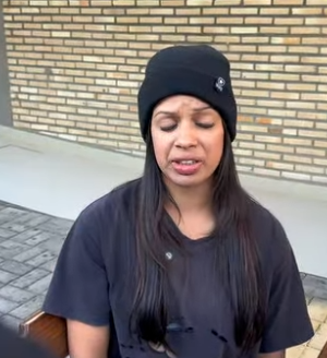 T1413005 Milionária finge ser pobre para testar gentileza da garçonete part2