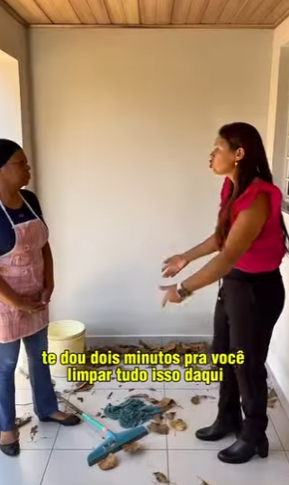 T0112008 Adriana não aceitou que patroa sujou todo chão para ela refazer serviço part2