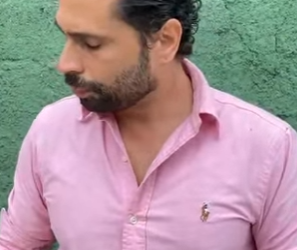 T0512039 Essa pobre menina ficou milionária nunca esqueceu sua melhor amiga part2