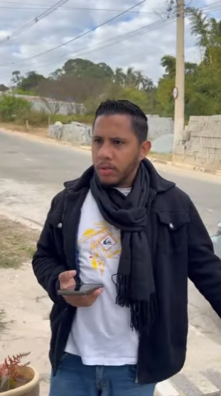 T0329003 Eles foram visitar a casa do irmão e chegaram dando ordens part 2