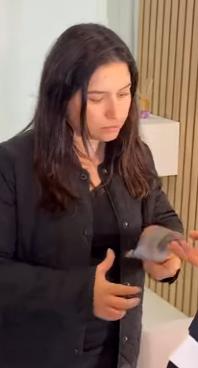 T0733012 Ela fez o chefe descobrir tudo o que acontecia na casa part 2