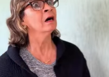 T0329006 Ela se apaixonou por um homem rico após ser ajudada, mas o final surpreendeu part 2