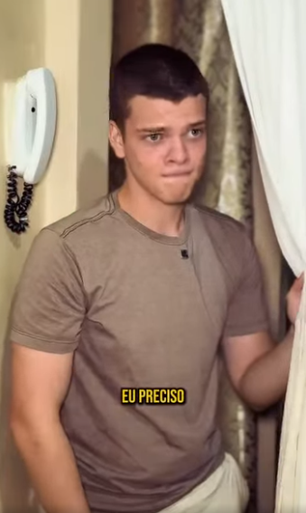 T0407014 Ela fez certo em deixar dinheiro espalhado? Opiniões se dividiram part 2