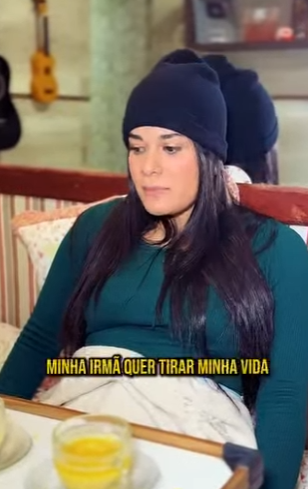 T0407014 Ela fez certo em deixar dinheiro espalhado? Opiniões se dividiram part 2