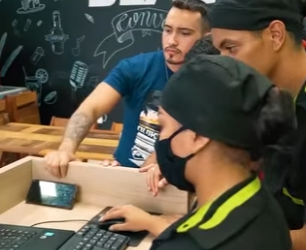 T0127012 Julgado pela cor da pele, ele respondeu de forma inesperada part 2