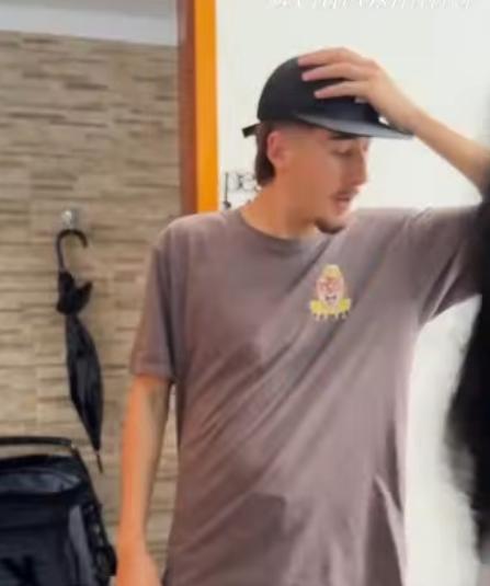 T0832007 Esse bebê mudou a vida dessa família da noite para o dia part 2