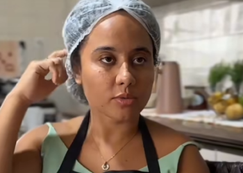 T1035005 Ela estava dois dias sem comer por ordem da filha da patroa… ninguém esperava isso part 2