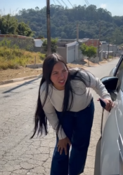 T0602004 Minha vizinha levou dinheiro do meu negócio me deixando uma dívida part2