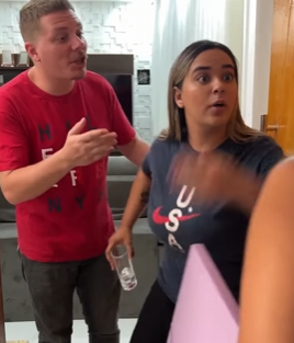 T0802009 Ela arruinou seu casamento por ser ciumenta possessiva part2