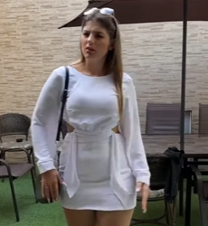 T0802008 Trocar de roupa repetidamente não faz de você uma pessoa melhor part2