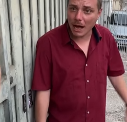 T0800006 Ela se apaixonou por um homem rico por ajudá la mas nunca imaginou que aconteceria no final part2