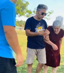 T1821012 Empregada foi acusada de negar comida para idosa mas verdade apareceu foi part2