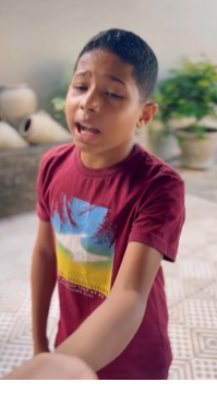 T1004011 Menino seu cachorro descobriram segredo que madrasta guardava, final surpreendente part2