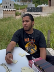 T1800001 Incomoda lhe ver outro pobre crescer, veja que ele fez part2