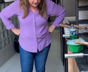 T0802004 Ela danificou celular para que sua mãe comprasse outro, olha que aconteceu part2