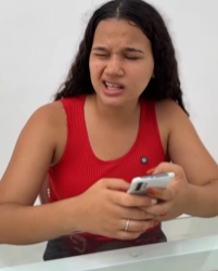 T1302003 Uma ma cuida de filhos, mas filhos na cuidam de uma ma part2