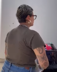 T1721003 Não ajuda sua vizinha pagar luz que ela usa part2