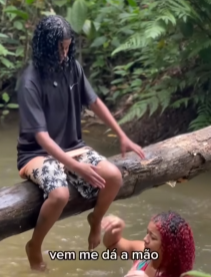 T1800019 Tem brincadeira que passa do limite vocês concordam part2