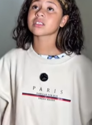 T0304001 ELA NÃO QUERIA TIRAR CASACO part2