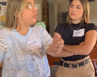 T0802012 Ela rejeitada em um Encontro de Namoro mas no final ela encontra Amor part2