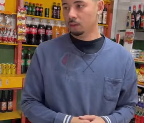 T0802002 hipocrita tem tantas caras que depois não sabe qual usar part2