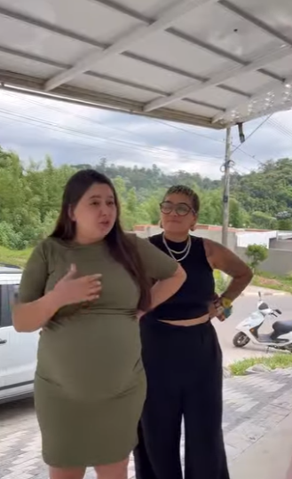 T1721002 Indo para casa da amiga quando ela precisava de algo queria vê la longe da irmã part2