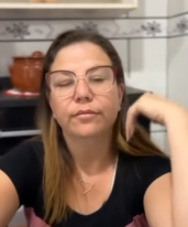 T1004032 Ela Negou Comida Para Funcionária,Eo Irmão Deu Uma Lição Nela! part2