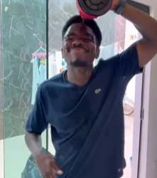 T1721009 Milionário se perguntou porque não dormia sem imaginar qual era razão part2