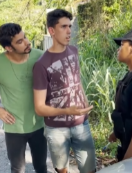 T0512035 Garoto rico mexeu com mulher errada part2