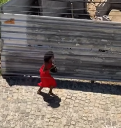 T1004012 Esposa pegou marido no flαgяα com outra dentro do carro fez isso part2