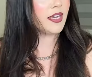 T1413030 ELA TINHA UM MARIDO CONTROLADOR CIUMENTO! part2